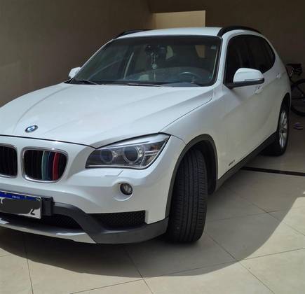 BMW X1 2.0 16V GASOLINA SDRIVE18I 4P AUTOMÁTICO BMW X1 2.0 16V GASOLINA SDRIVE18I 4P AUTOMÁTICO